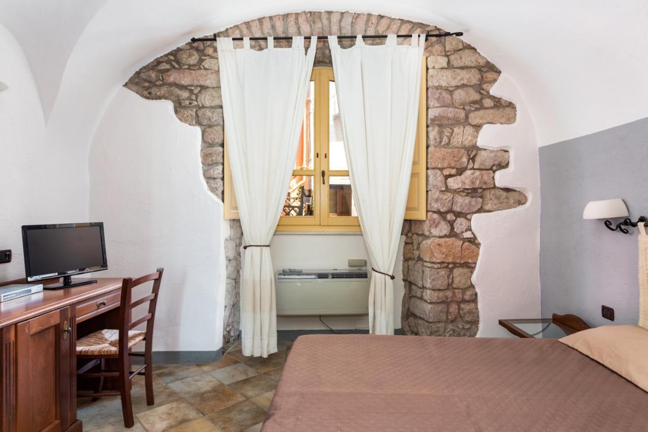 Locanda Di Corte Bosa Bagian luar foto